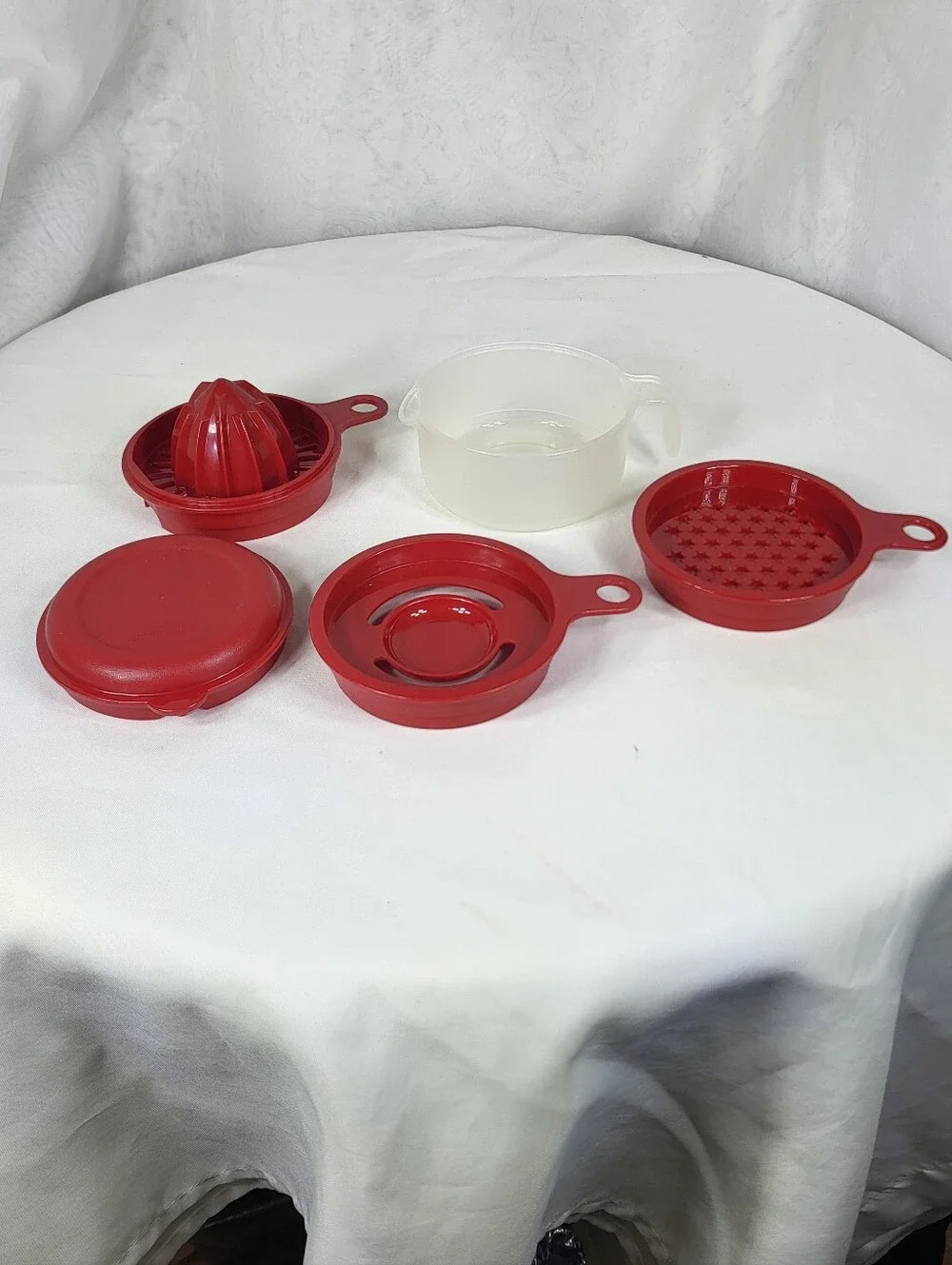Tupperware 5pc Cooks Maid Juicer Grator Strainer Egg Seperator Set